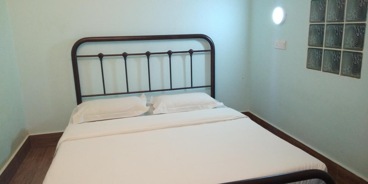 Halo Hostel Kota Kinabalu Esterno foto