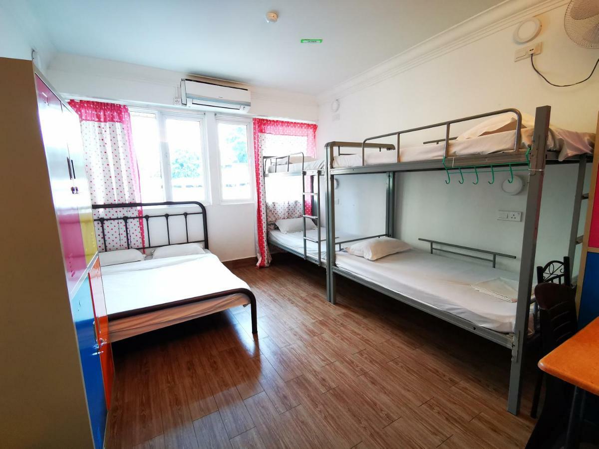 Halo Hostel Kota Kinabalu Esterno foto