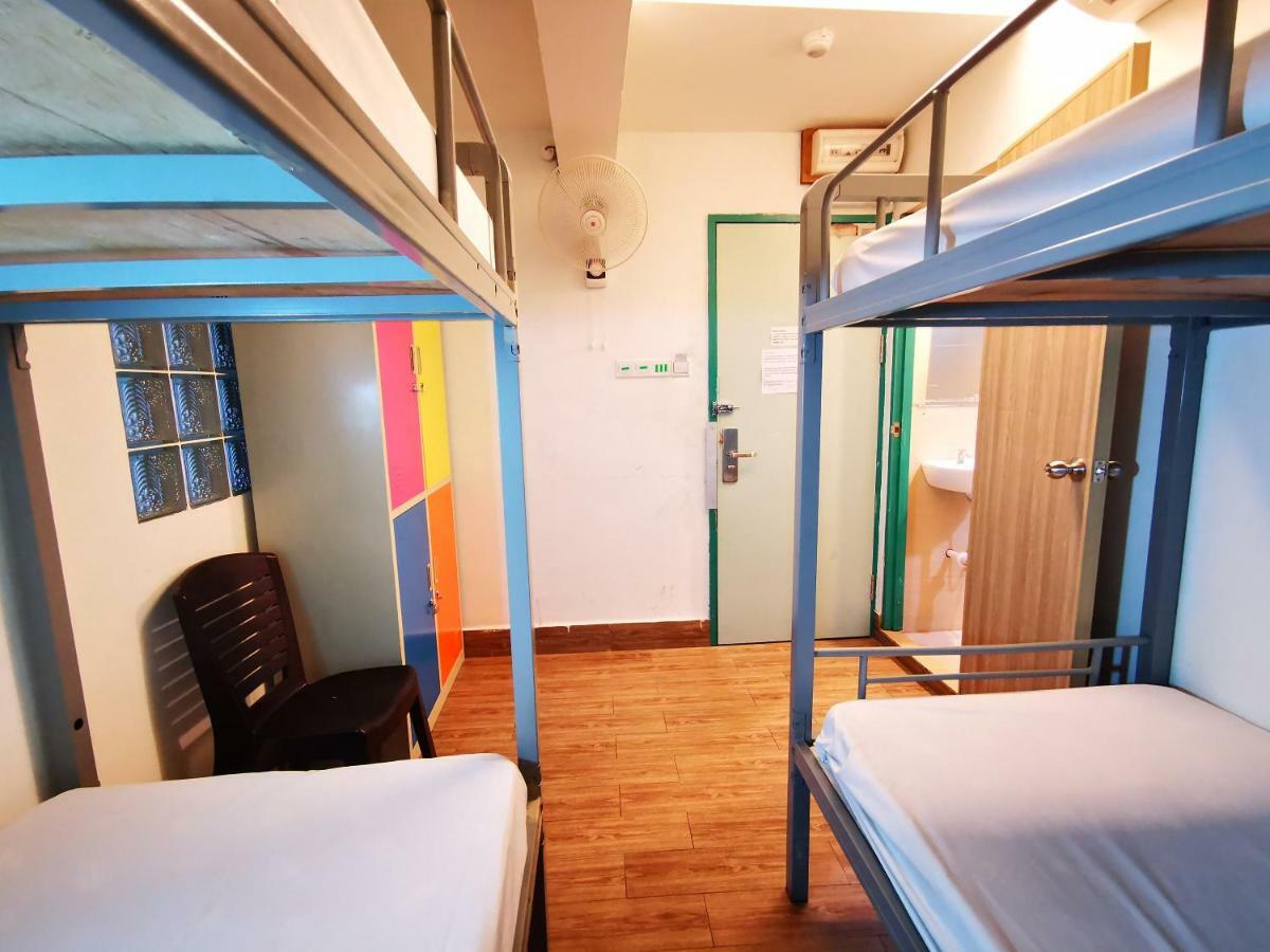Halo Hostel Kota Kinabalu Esterno foto