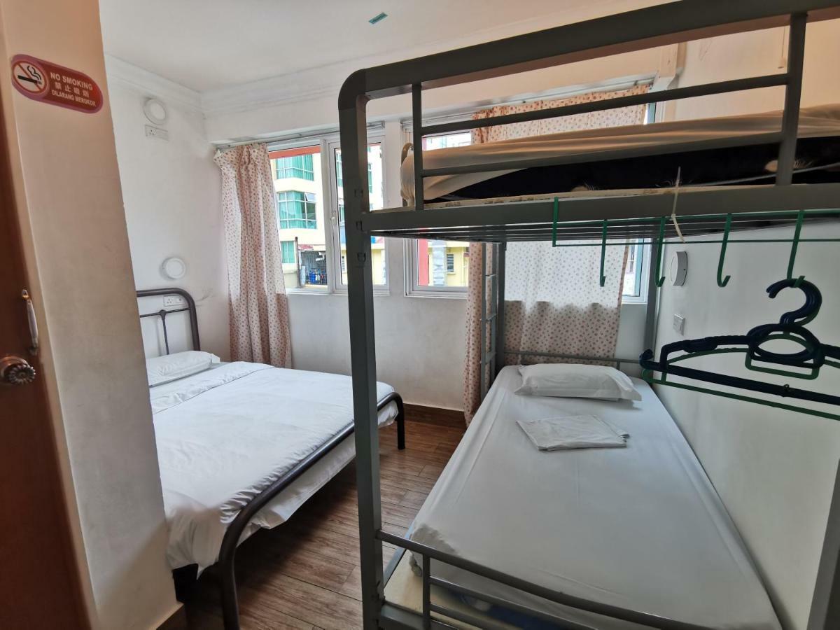 Halo Hostel Kota Kinabalu Esterno foto