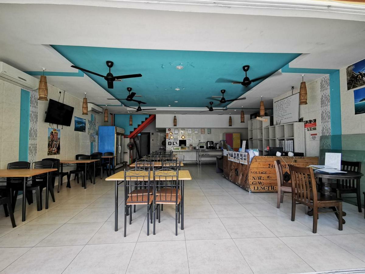 Halo Hostel Kota Kinabalu Esterno foto