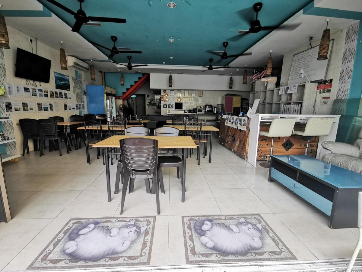 Halo Hostel Kota Kinabalu Esterno foto