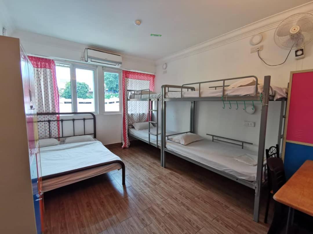 Halo Hostel Kota Kinabalu Esterno foto