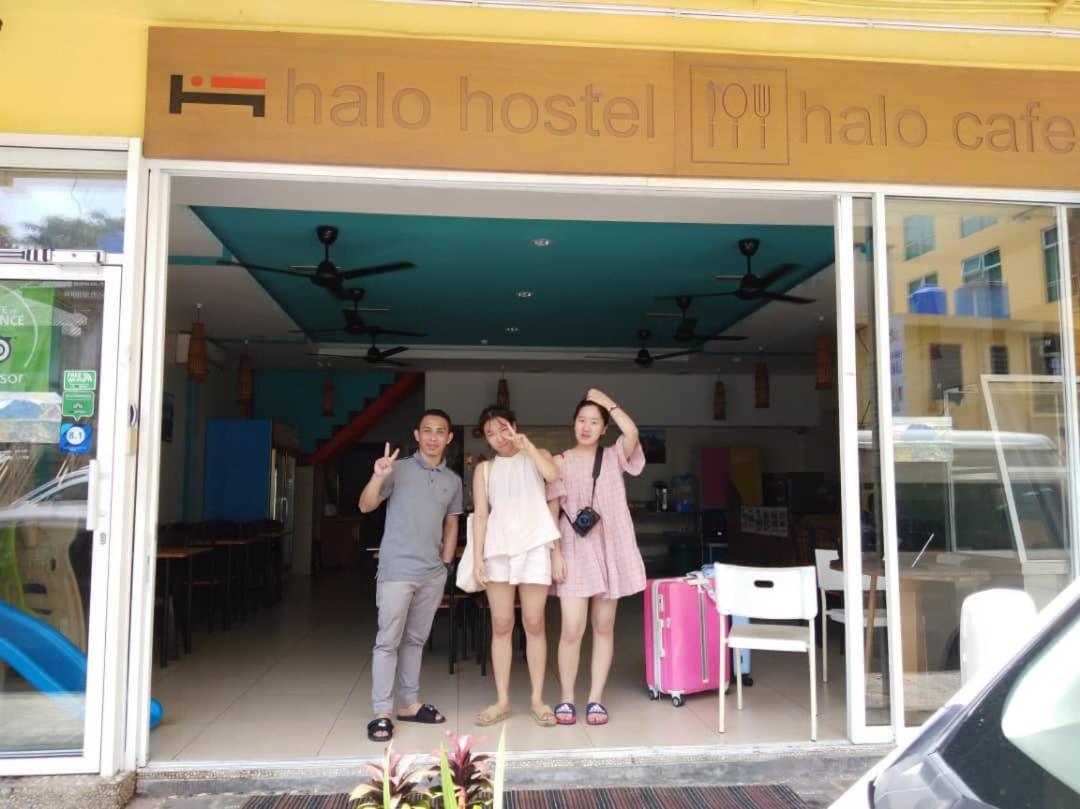 Halo Hostel Kota Kinabalu Esterno foto